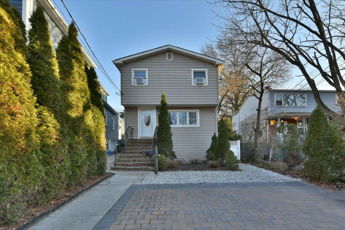 28 Charles Street Property Photo 1