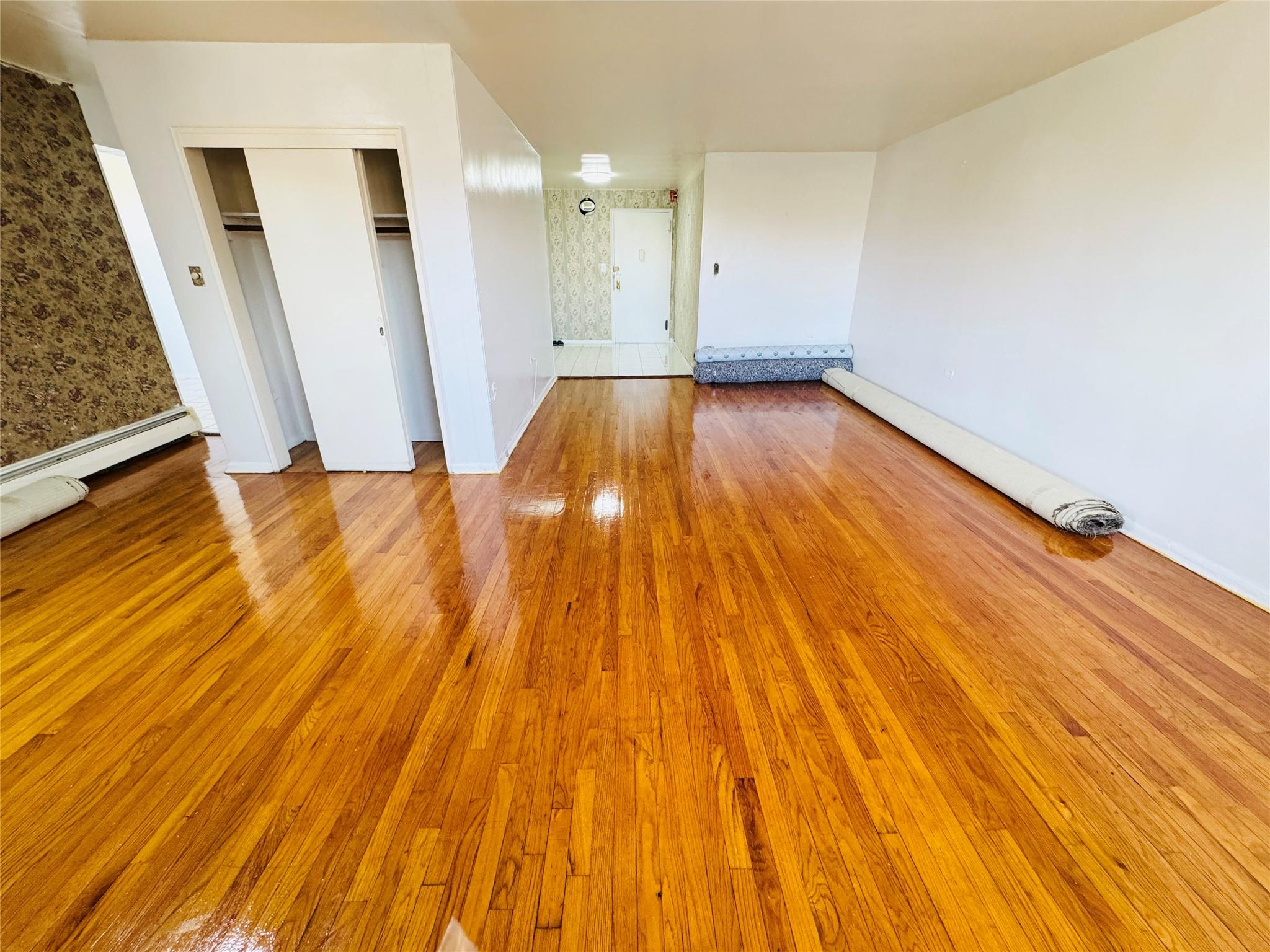 99-35 59 Avenue 4e Property Photo 4
