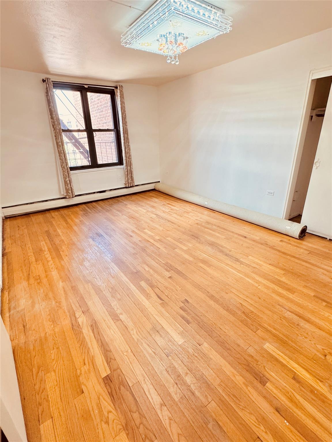 99-35 59 Avenue 4e Property Photo 9