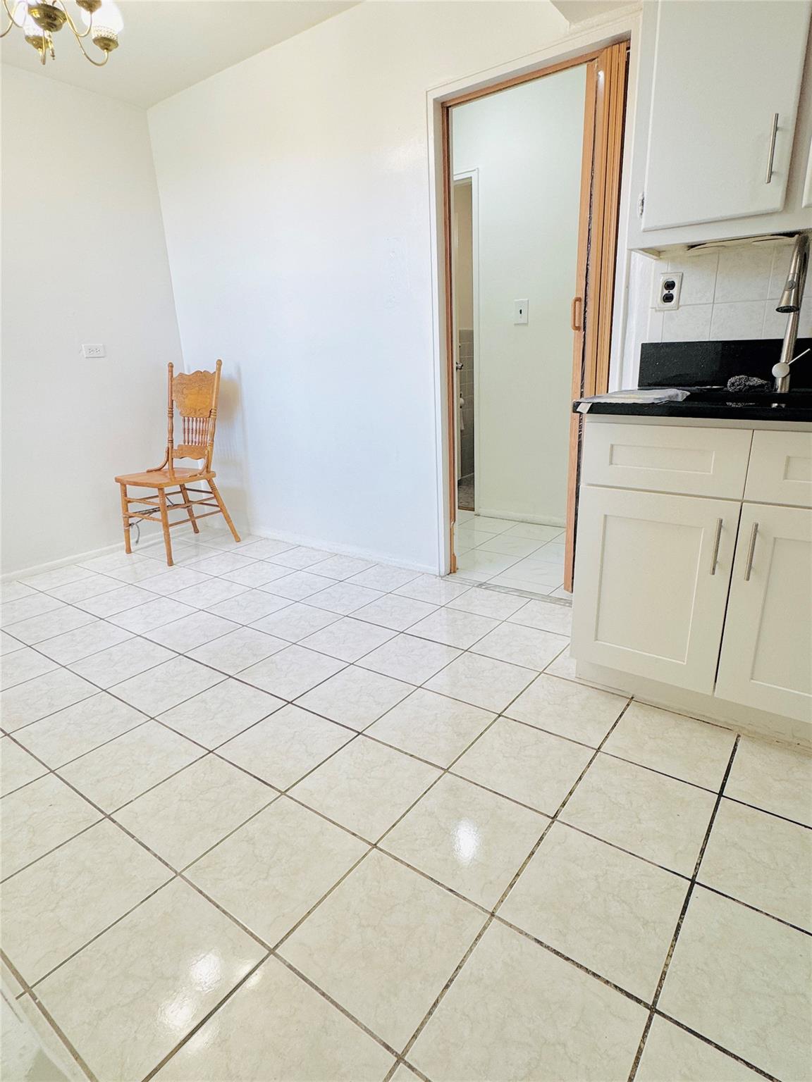 99-35 59 Avenue 4e Property Photo 11