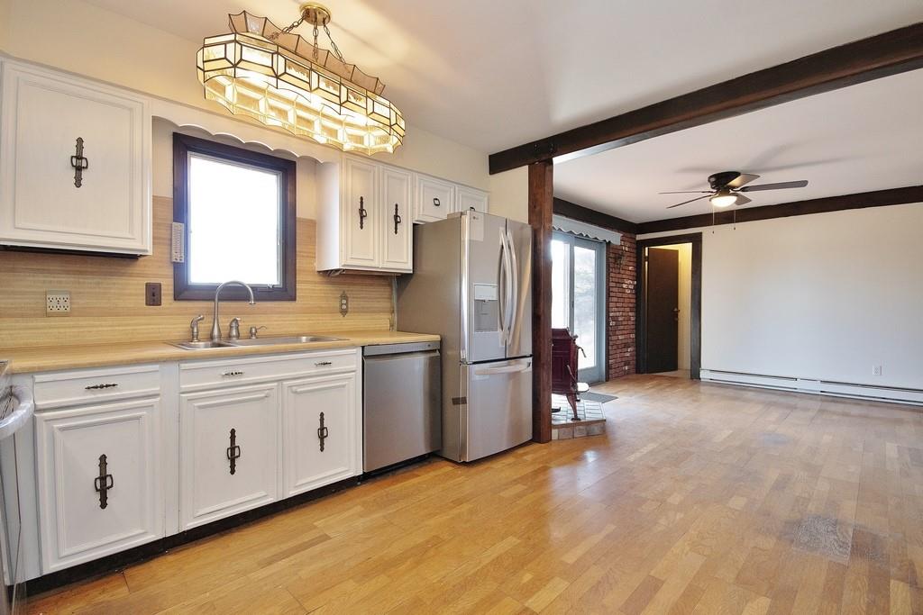 16 Ayr Road Property Photo 3