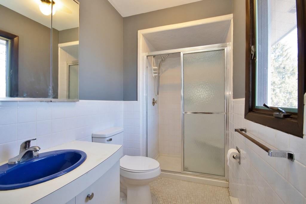 16 Ayr Road Property Photo 23