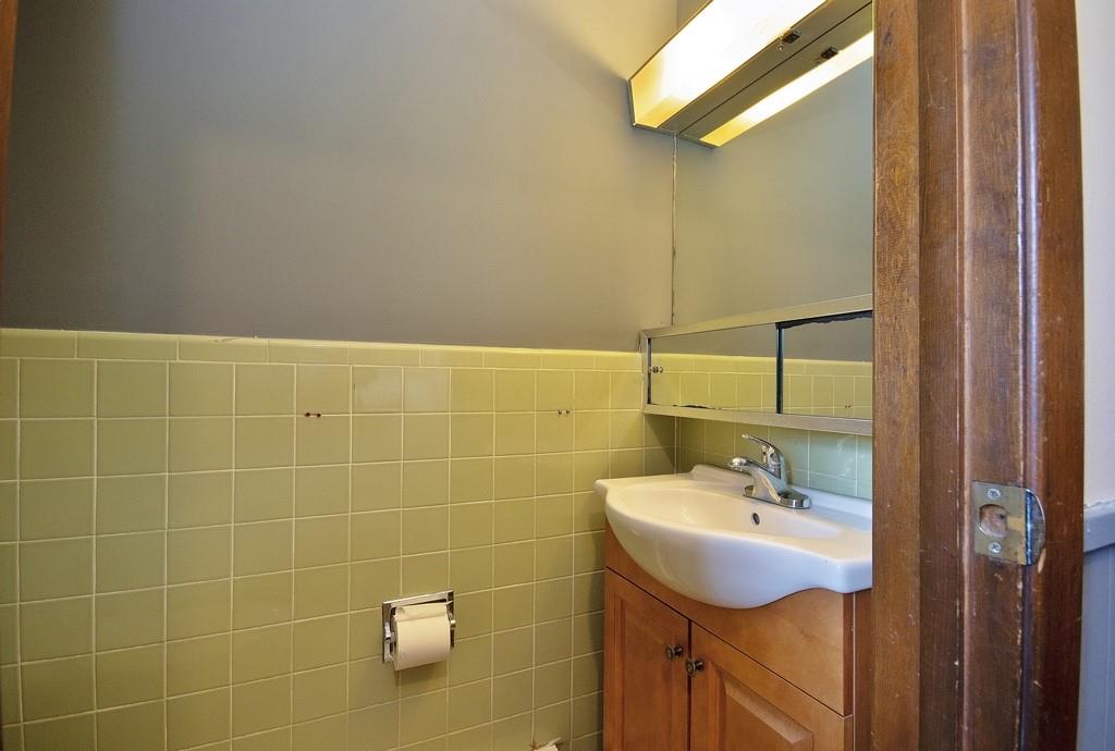 16 Ayr Road Property Photo 33