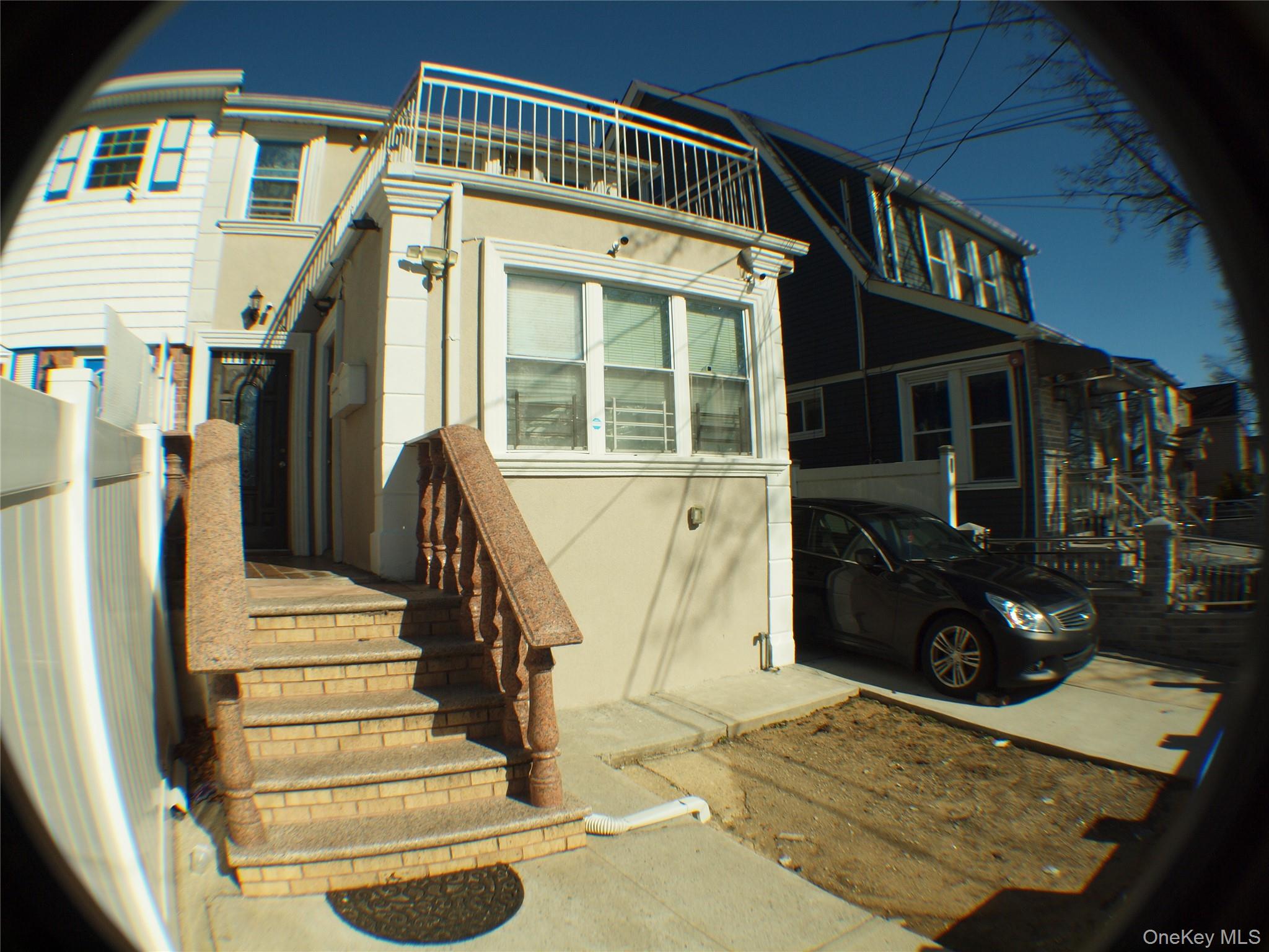 11137 156th Street Property Photo 2