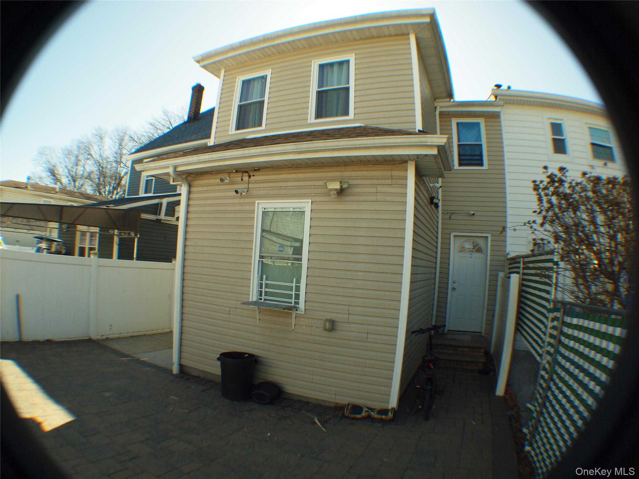 11137 156th Street Property Photo 7
