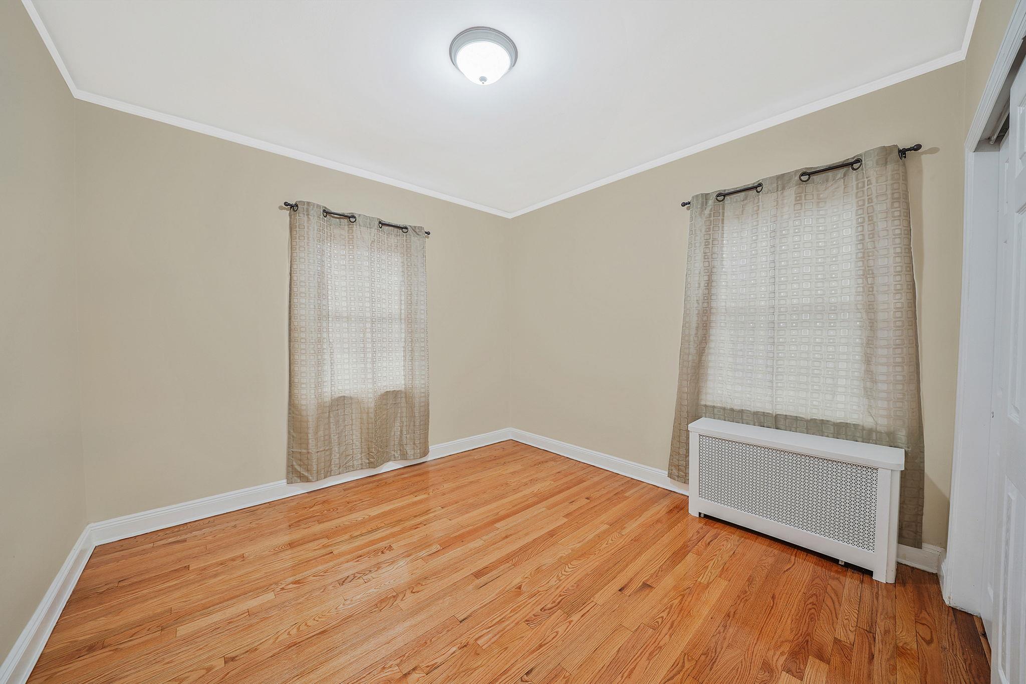 121-16 198th Street Property Photo 18