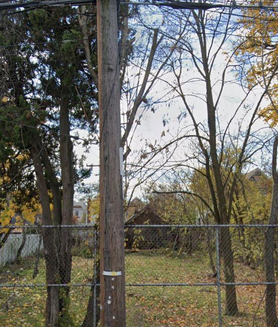 1382 E95 Street Property Photo 1