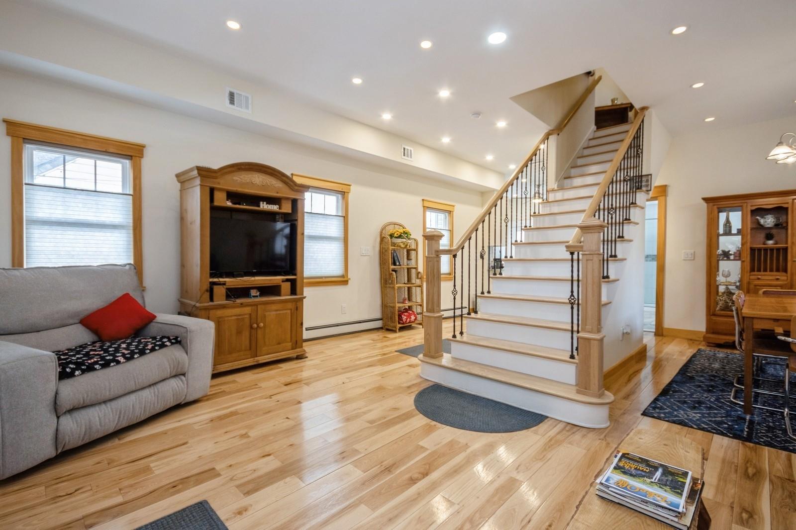 1485 Scofield Road Property Photo 3