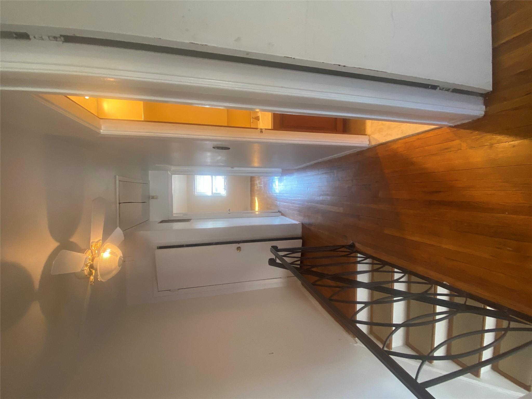 240-02 65 Avenue Property Photo 11