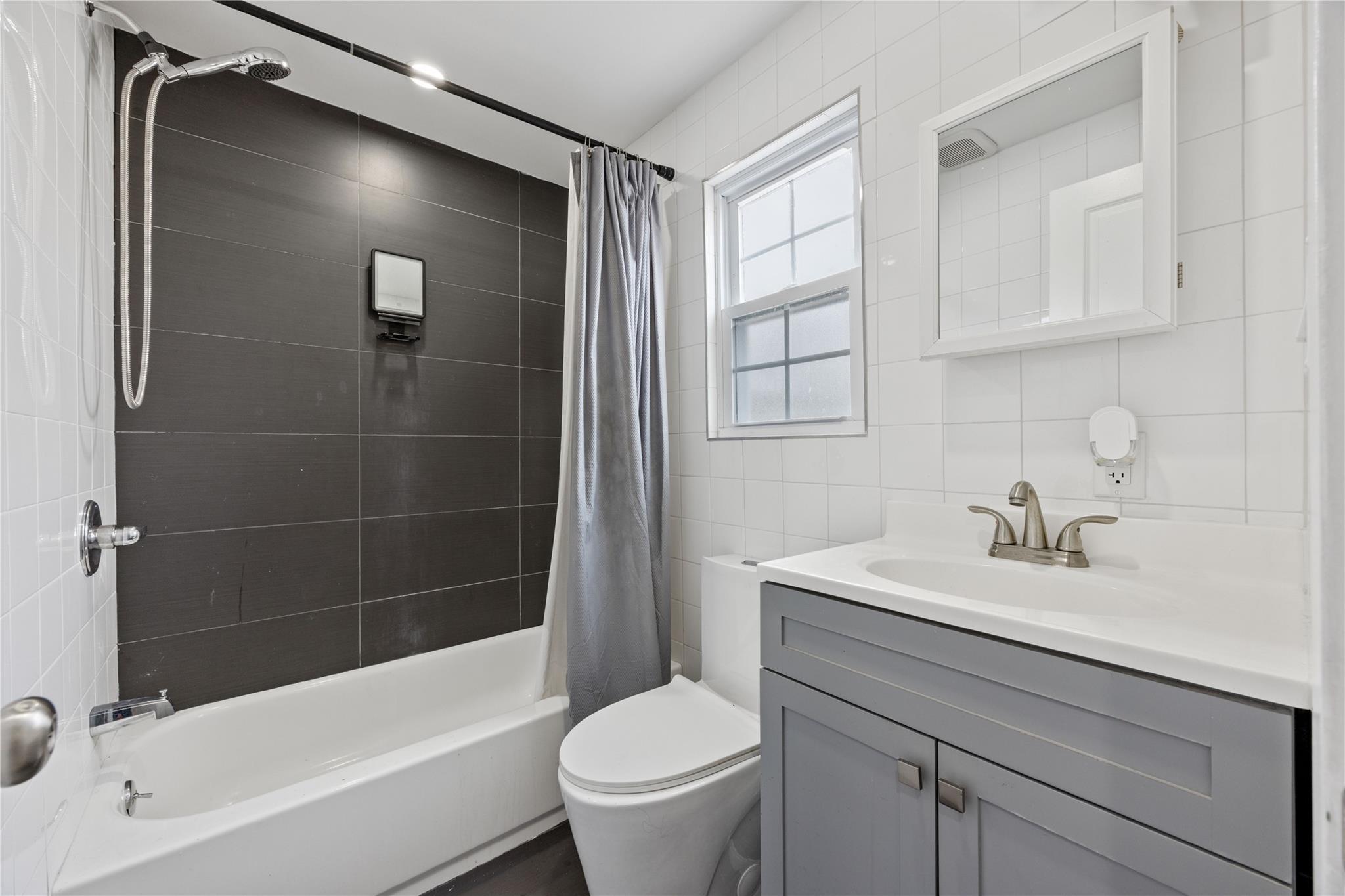 515 Beach 43rd Street Property Photo 13
