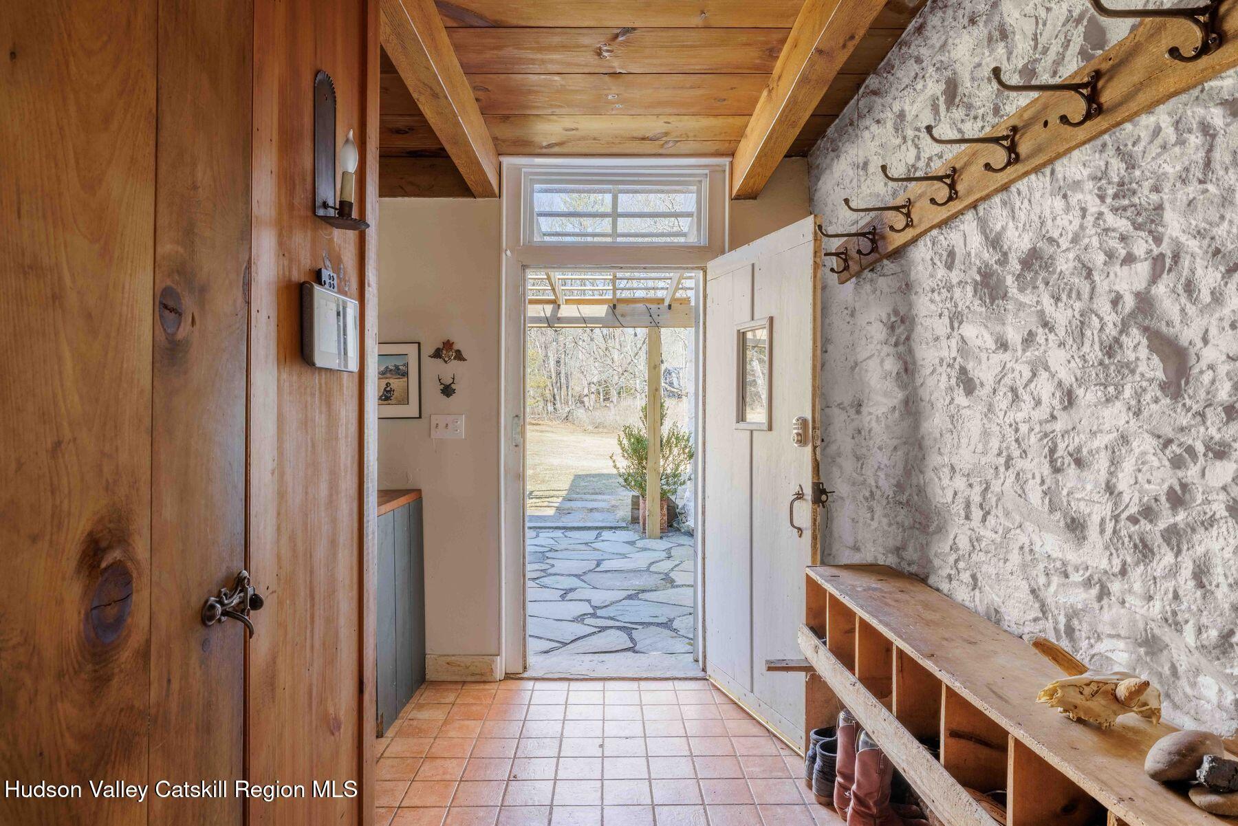 582 Old Kings Highway Property Photo 15