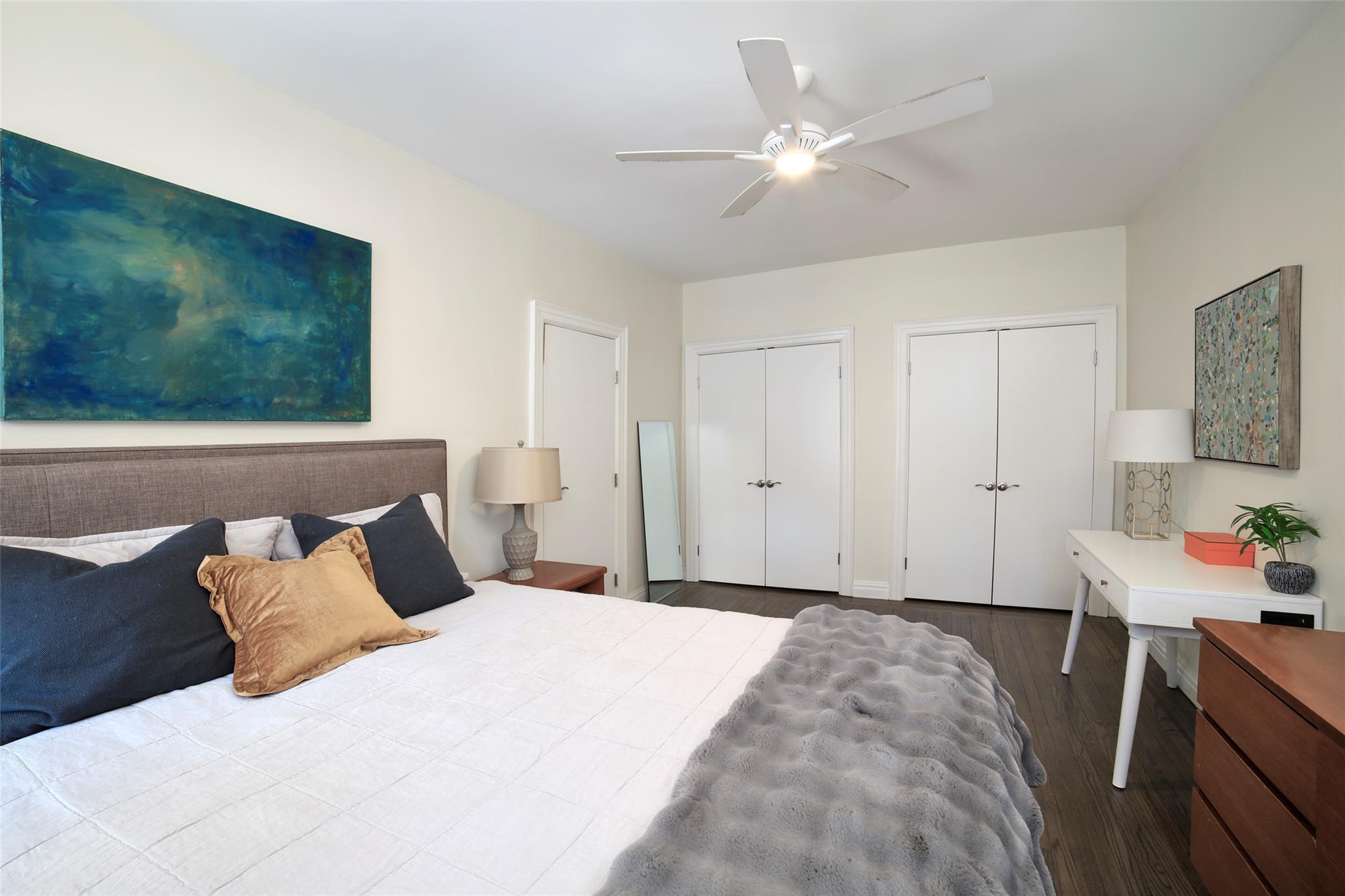 472 Gramatan Avenue F3 Property Photo 8