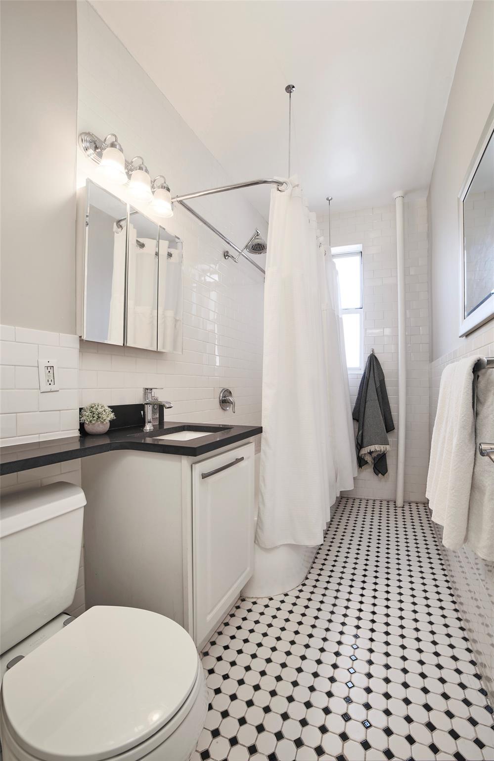 472 Gramatan Avenue F3 Property Photo 12