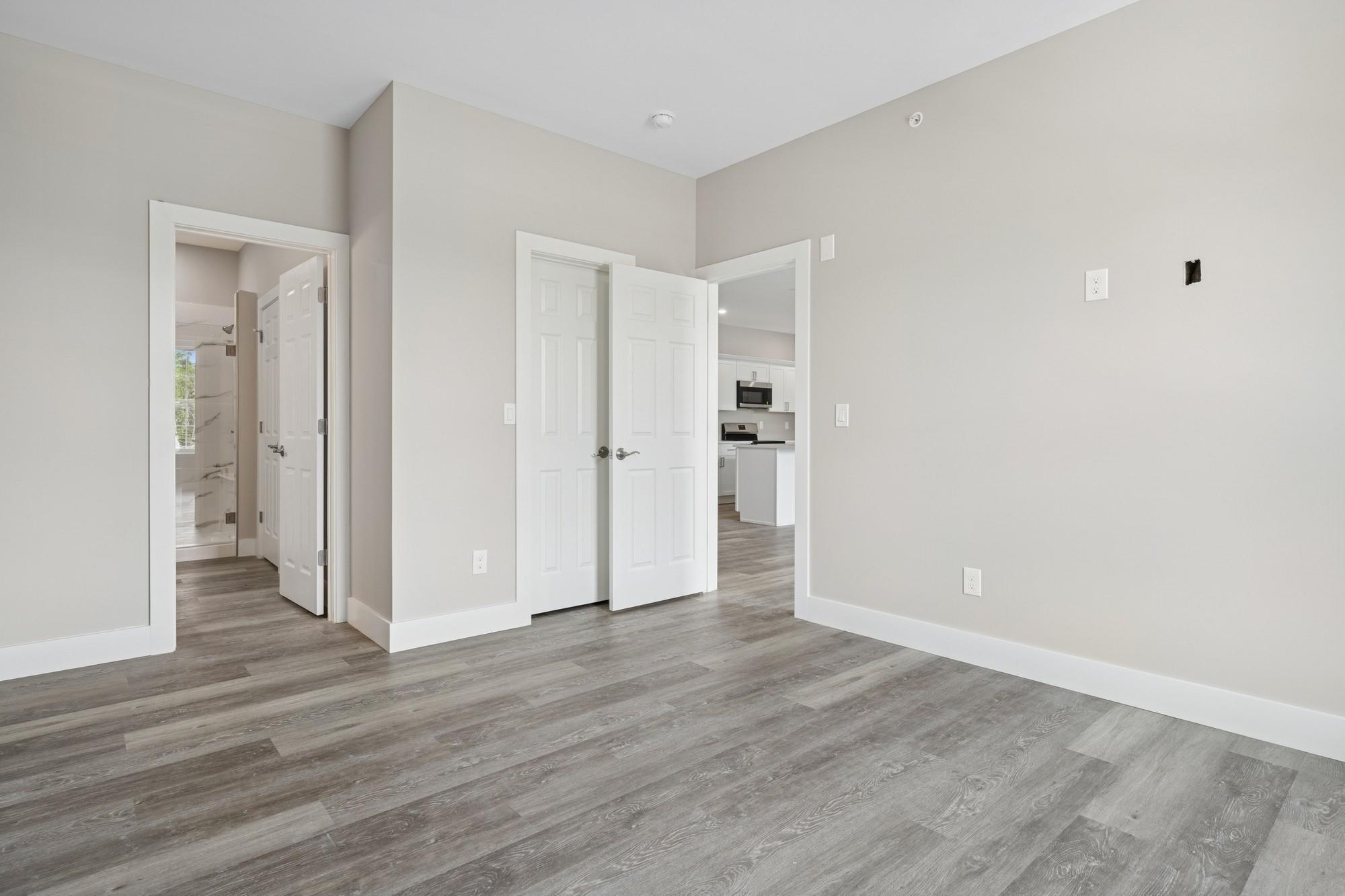 153 Greenwich Avenue 306 Property Photo 27