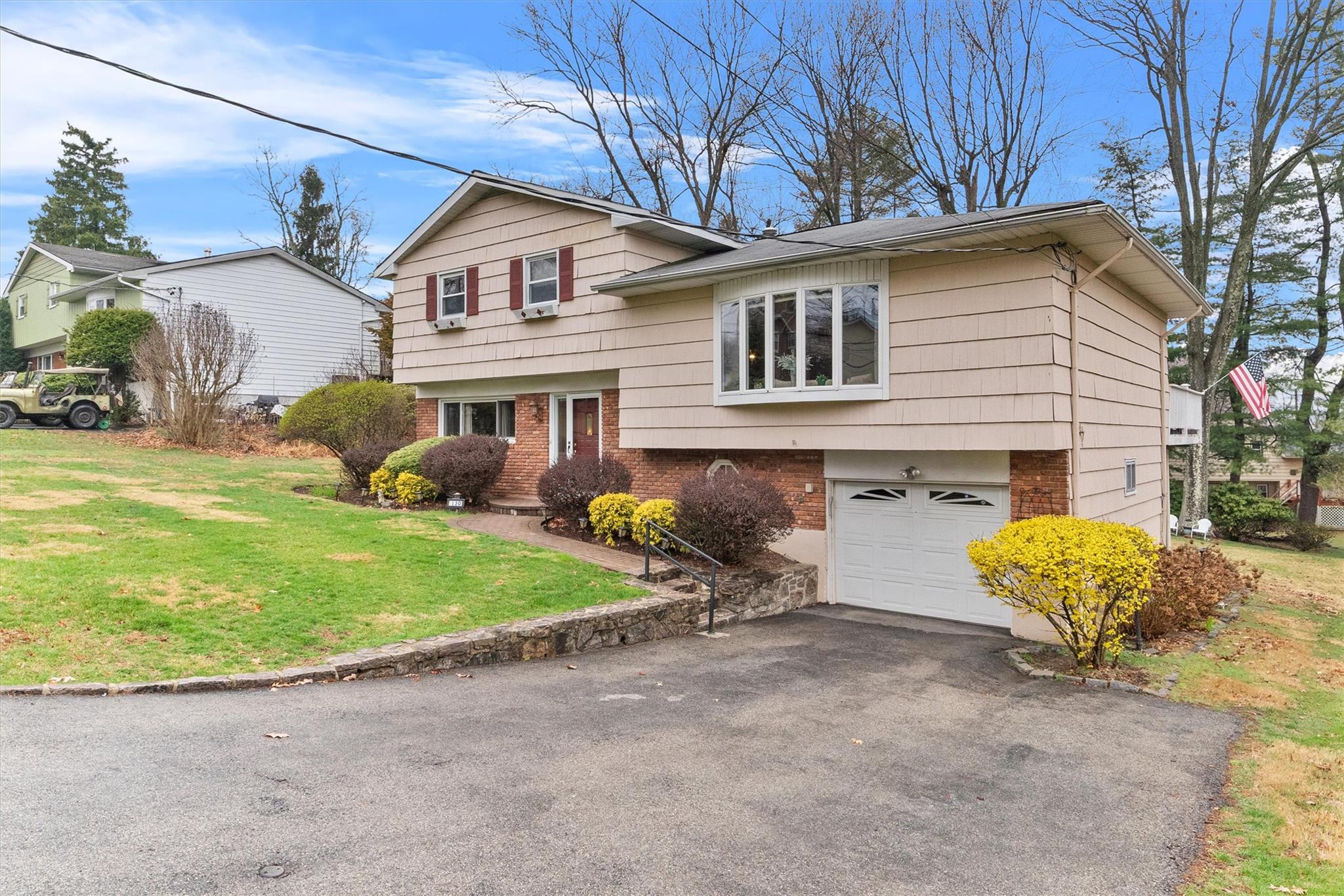 130 Parkview Road Property Photo
