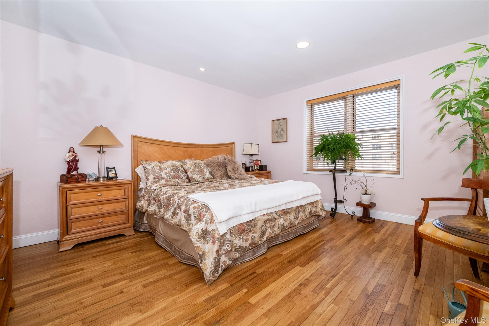 1255 North Avenue C-2t Property Photo 15
