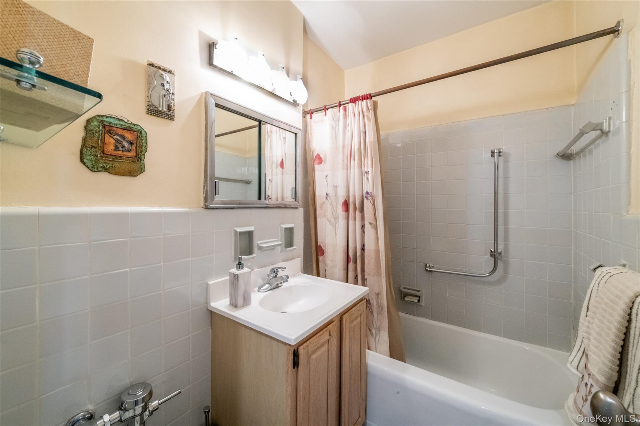 1255 North Avenue C-2t Property Photo 18