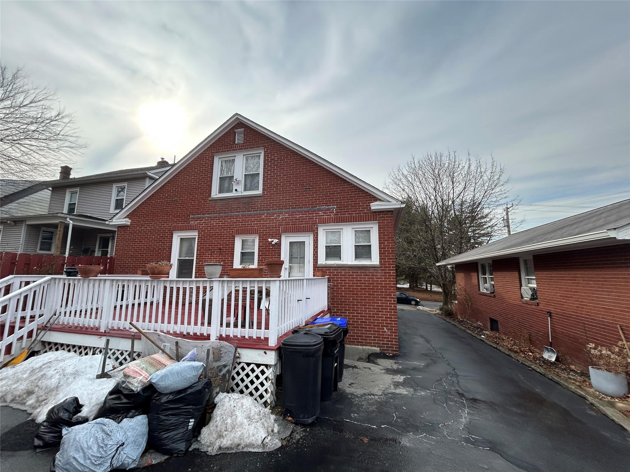 199 Washington Street Property Photo 2