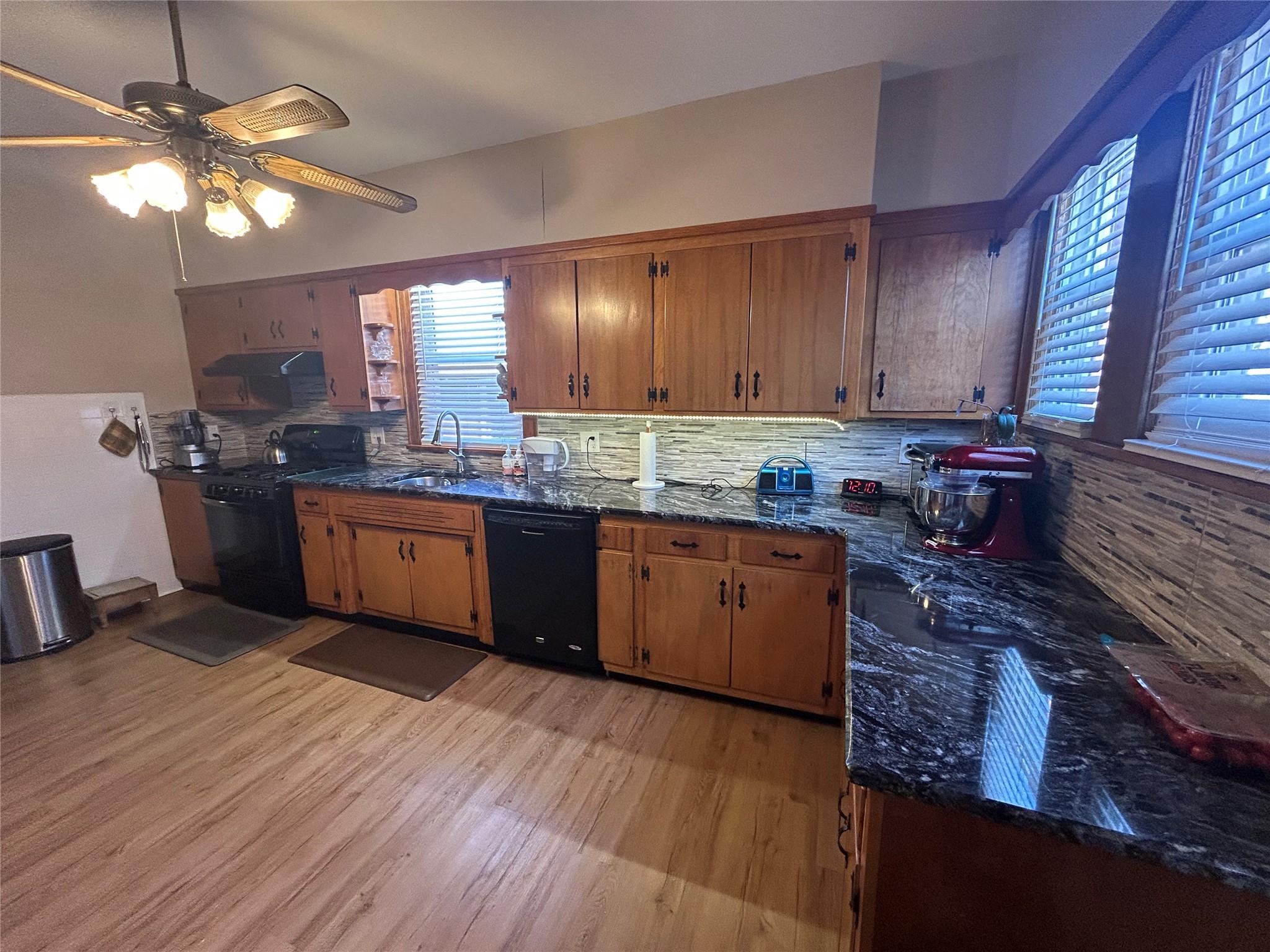 199 Washington Street Property Photo 3