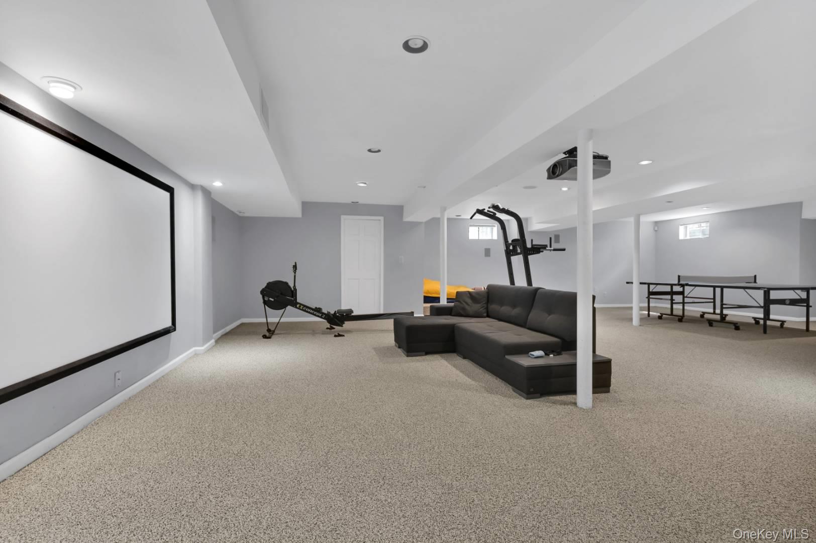 26 Lakeside Lane Property Photo 18