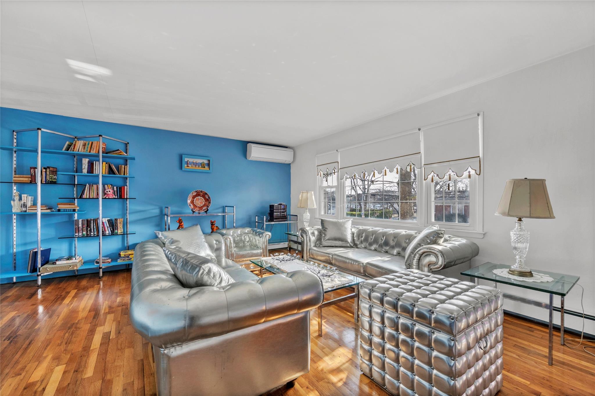 1 8th Street Property Photo 3