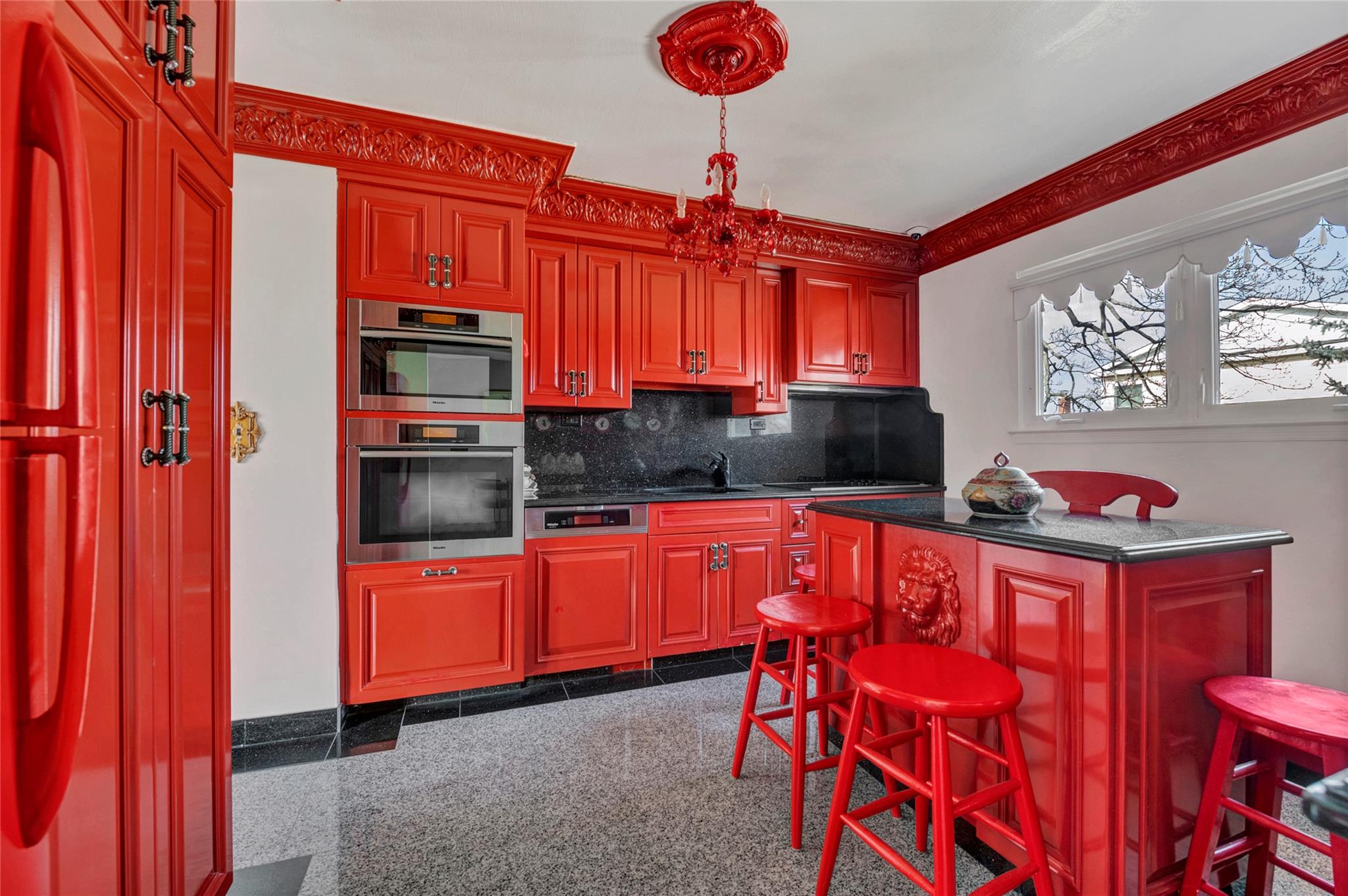 1 8th Street Property Photo 8
