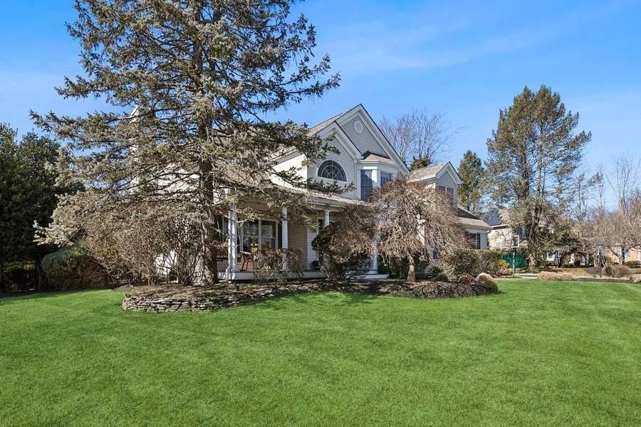 5 Kenwood Lane Property Photo 2