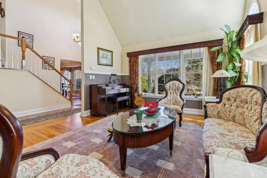 5 Kenwood Lane Property Photo 10