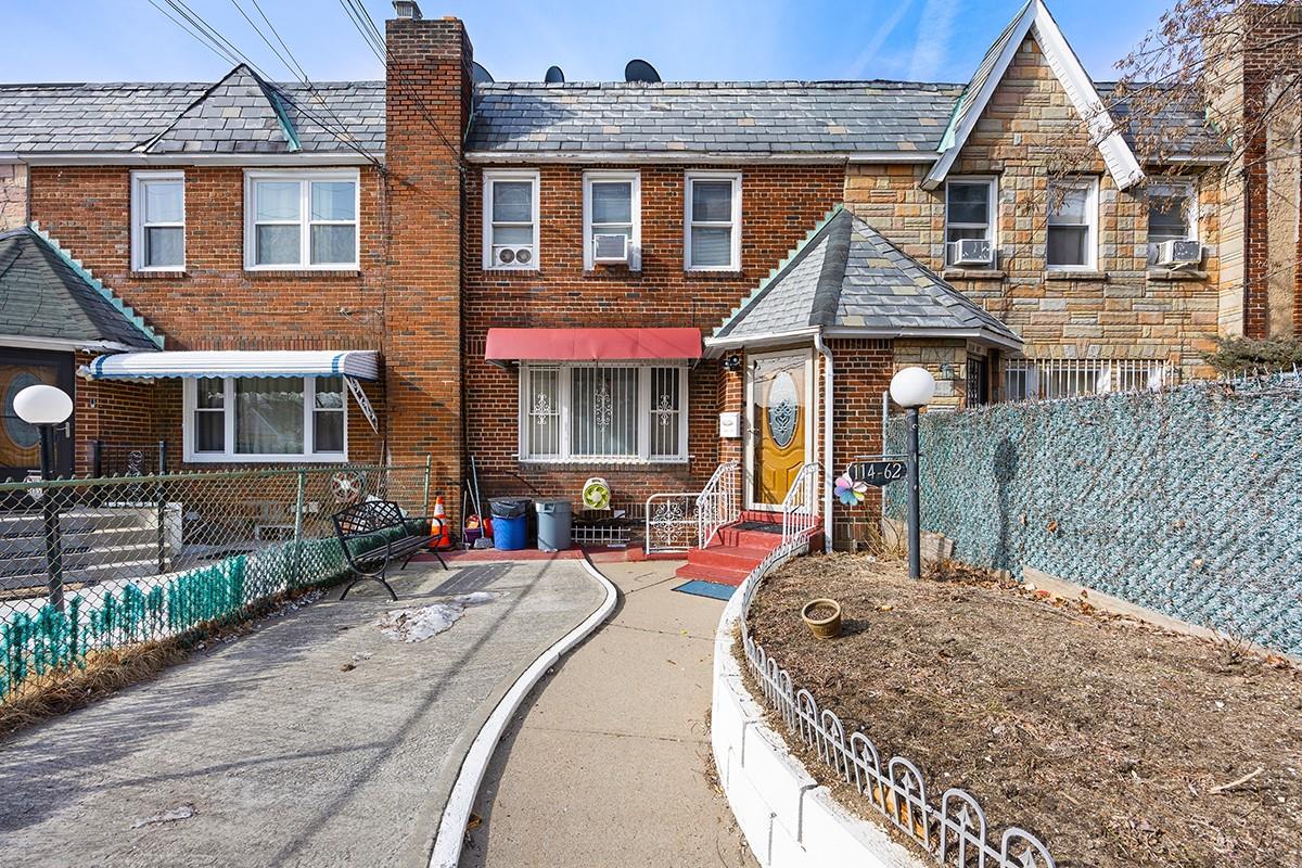 11462 201 Property Photo 1