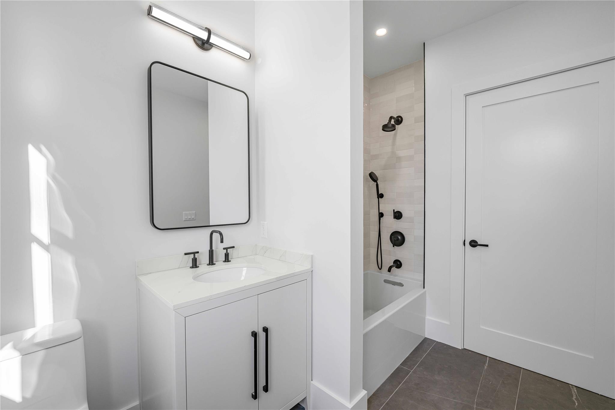 156 Palisade Street D Property Photo 13