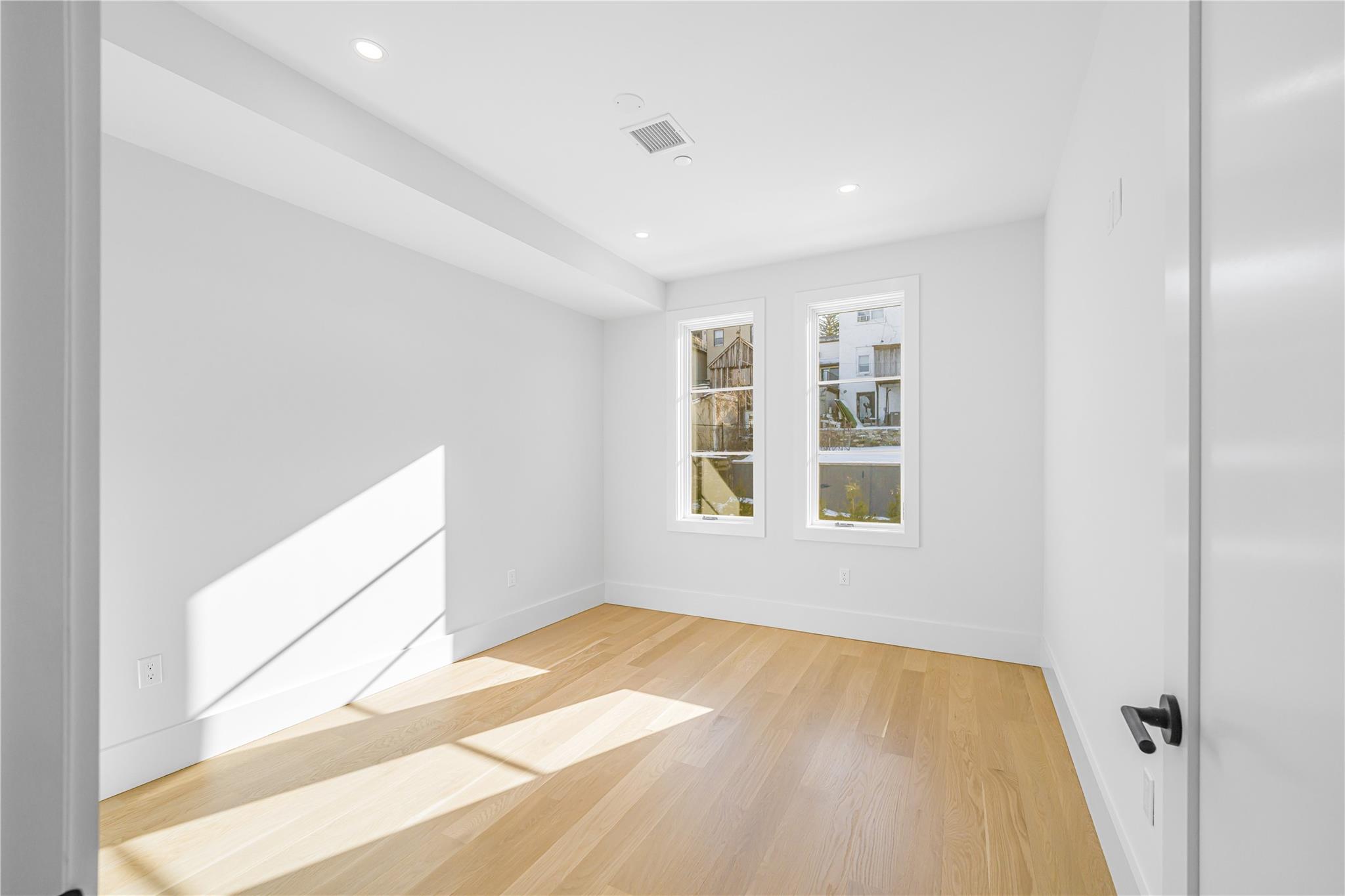 156 Palisade Street D Property Photo 15
