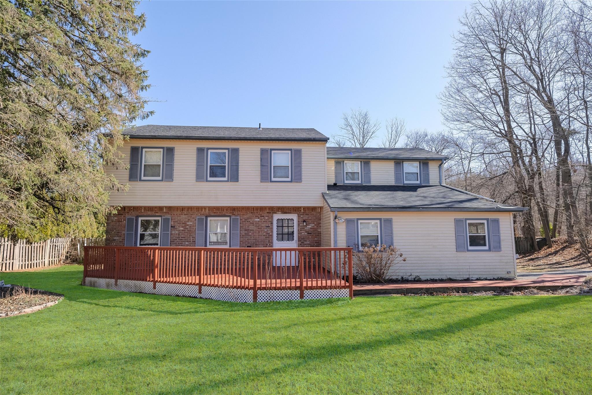 10 Pershing Avenue Property Photo