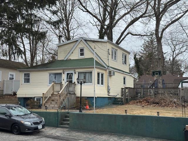 44 Lynbrook Drive Property Photo 1