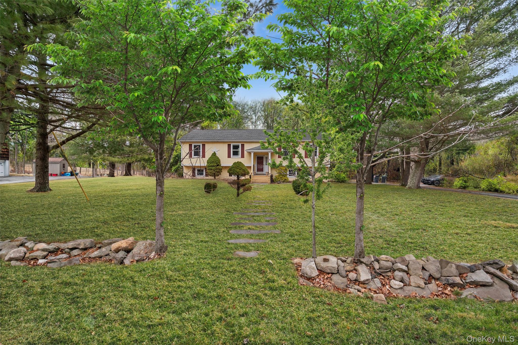4 Thistle Lane Property Photo 2
