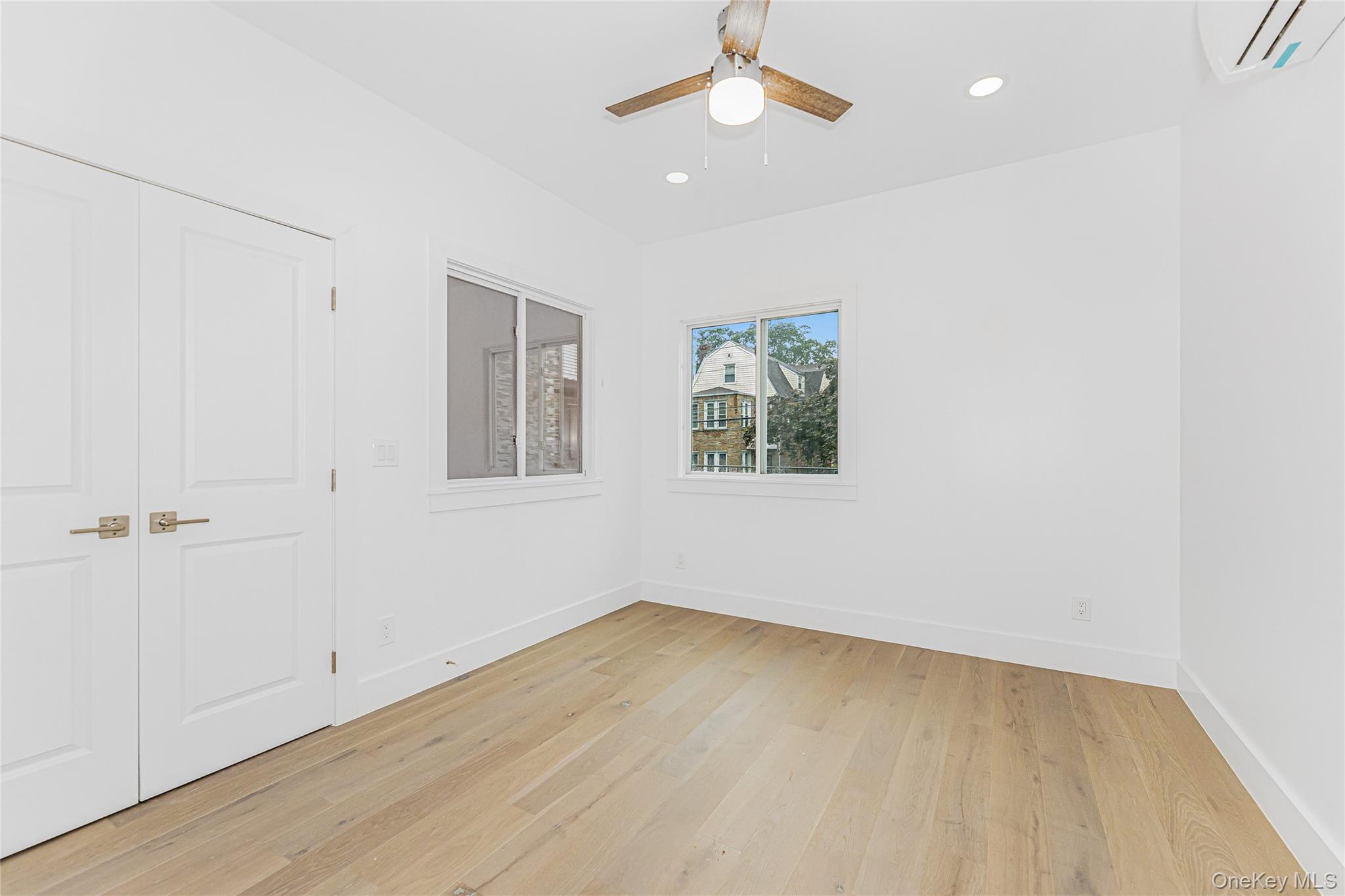 6140 Delafield Avenue Property Photo 13