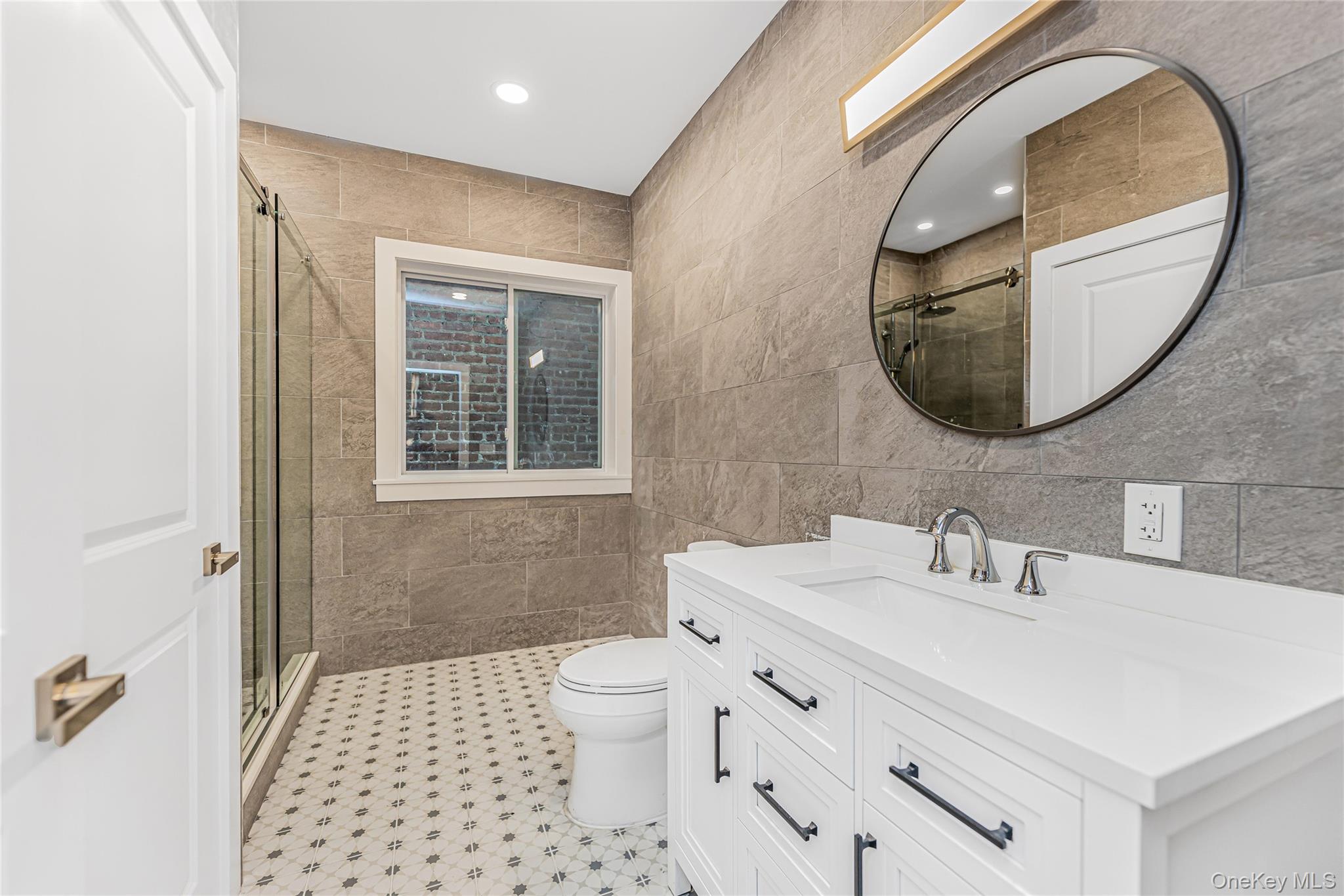 6140 Delafield Avenue Property Photo 15