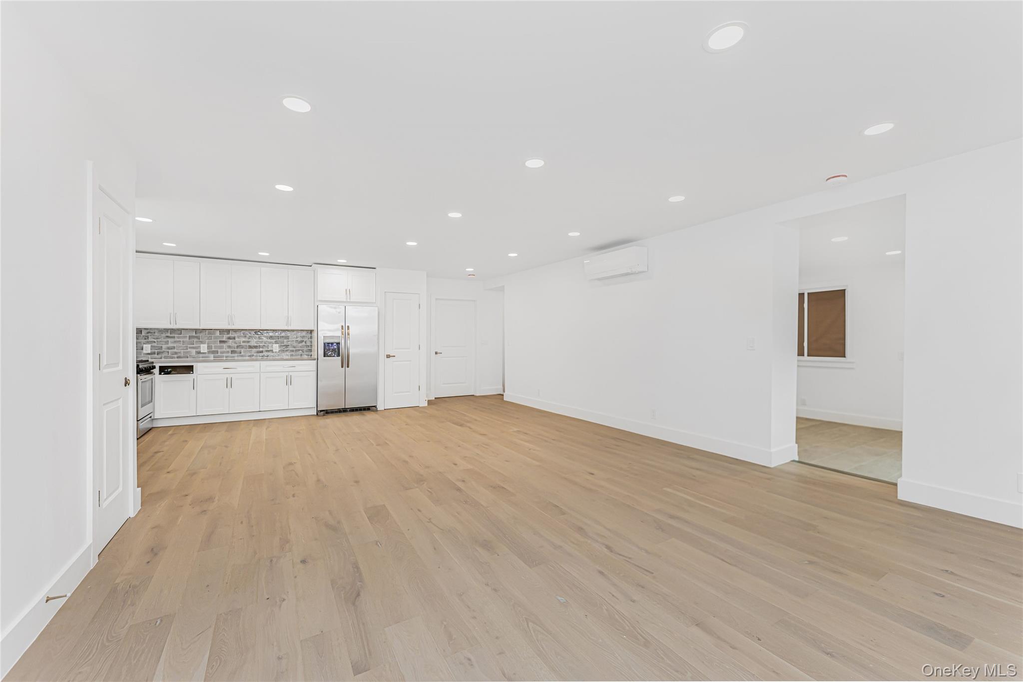 6140 Delafield Avenue Property Photo 24