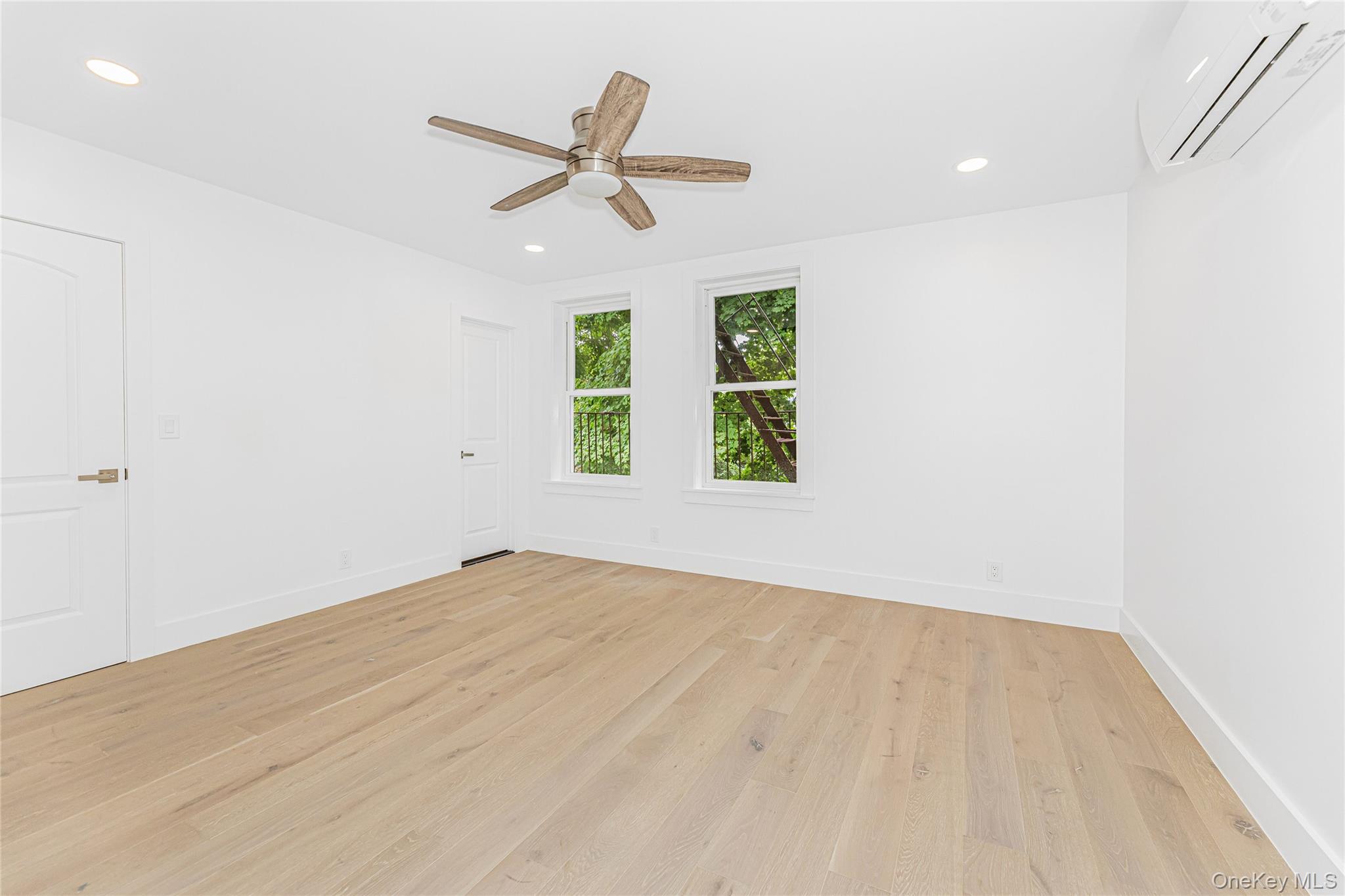 6140 Delafield Avenue Property Photo 29