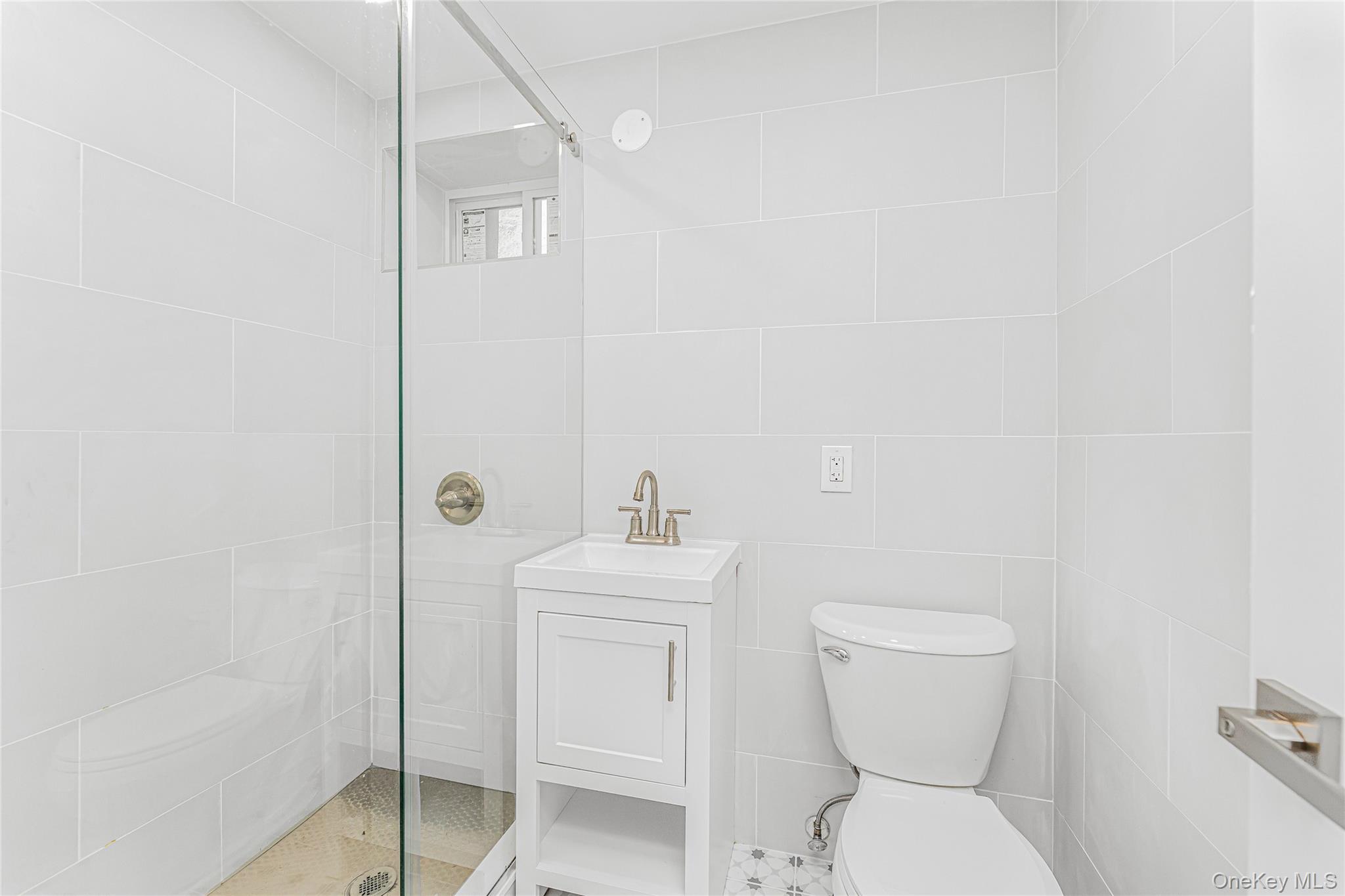 6140 Delafield Avenue Property Photo 39