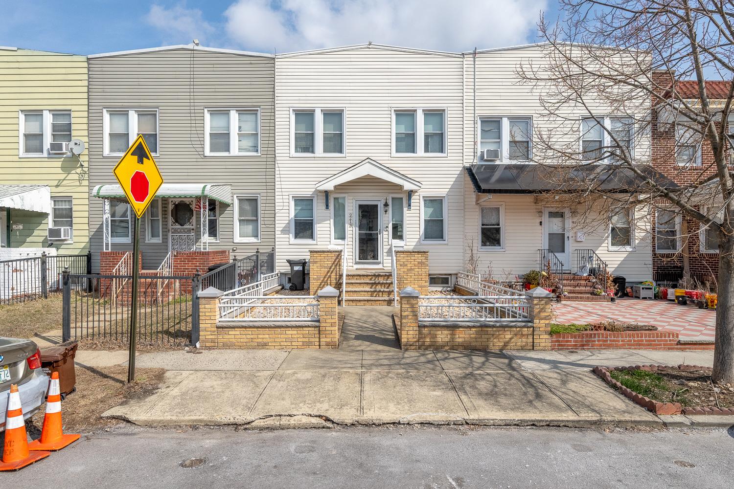 9213 215th Place Property Photo