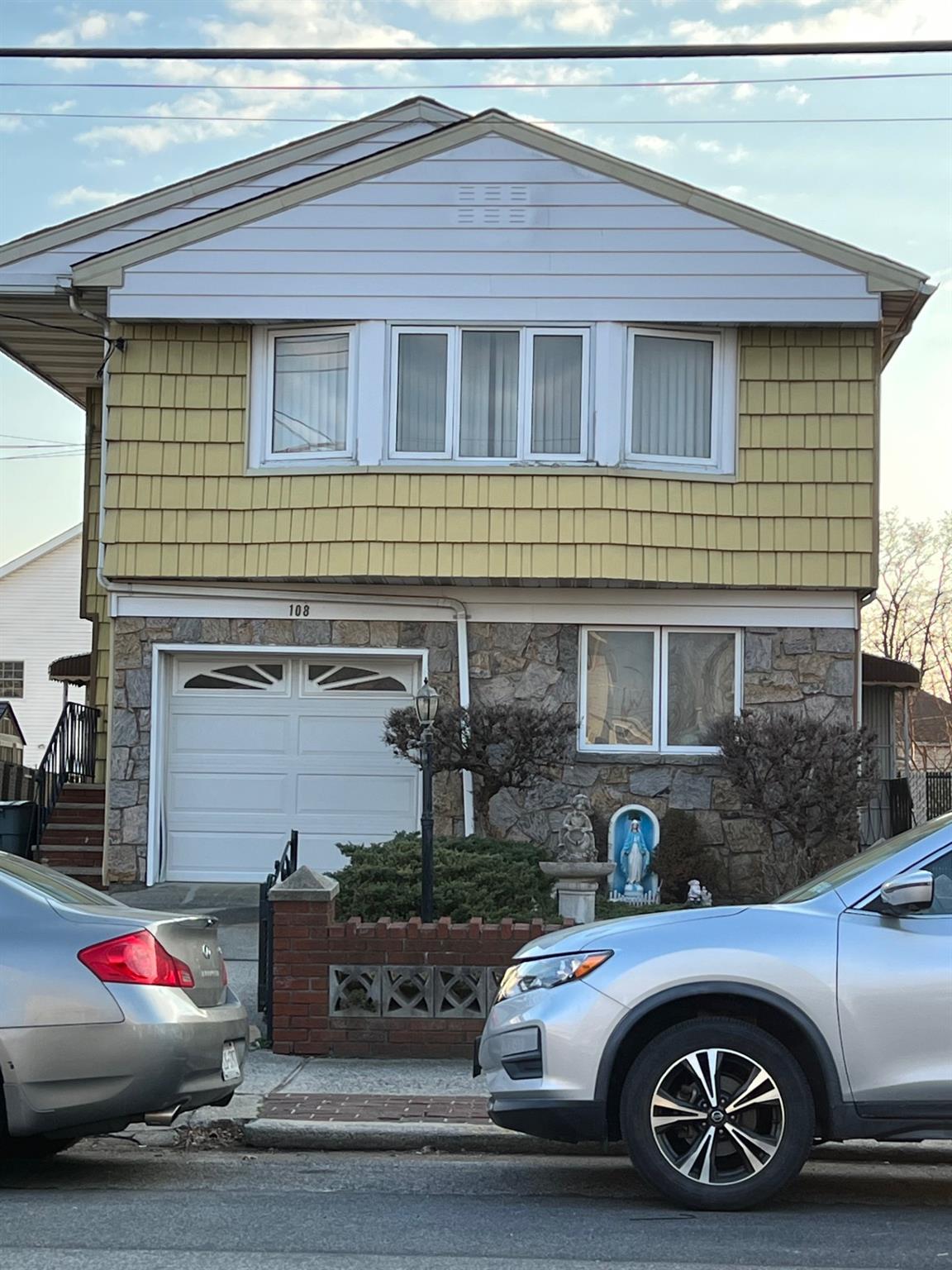 108 Slater Boulevard Property Photo