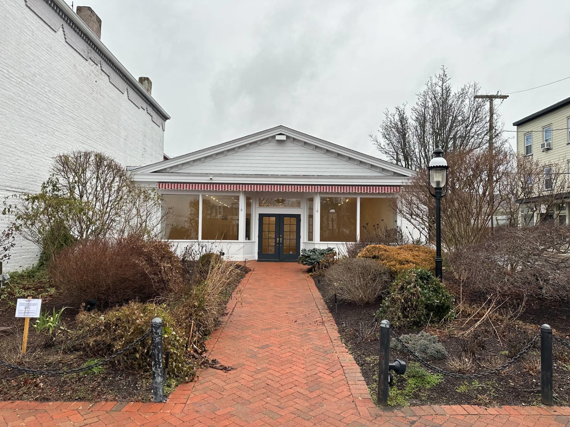 200 Main St Property Photo