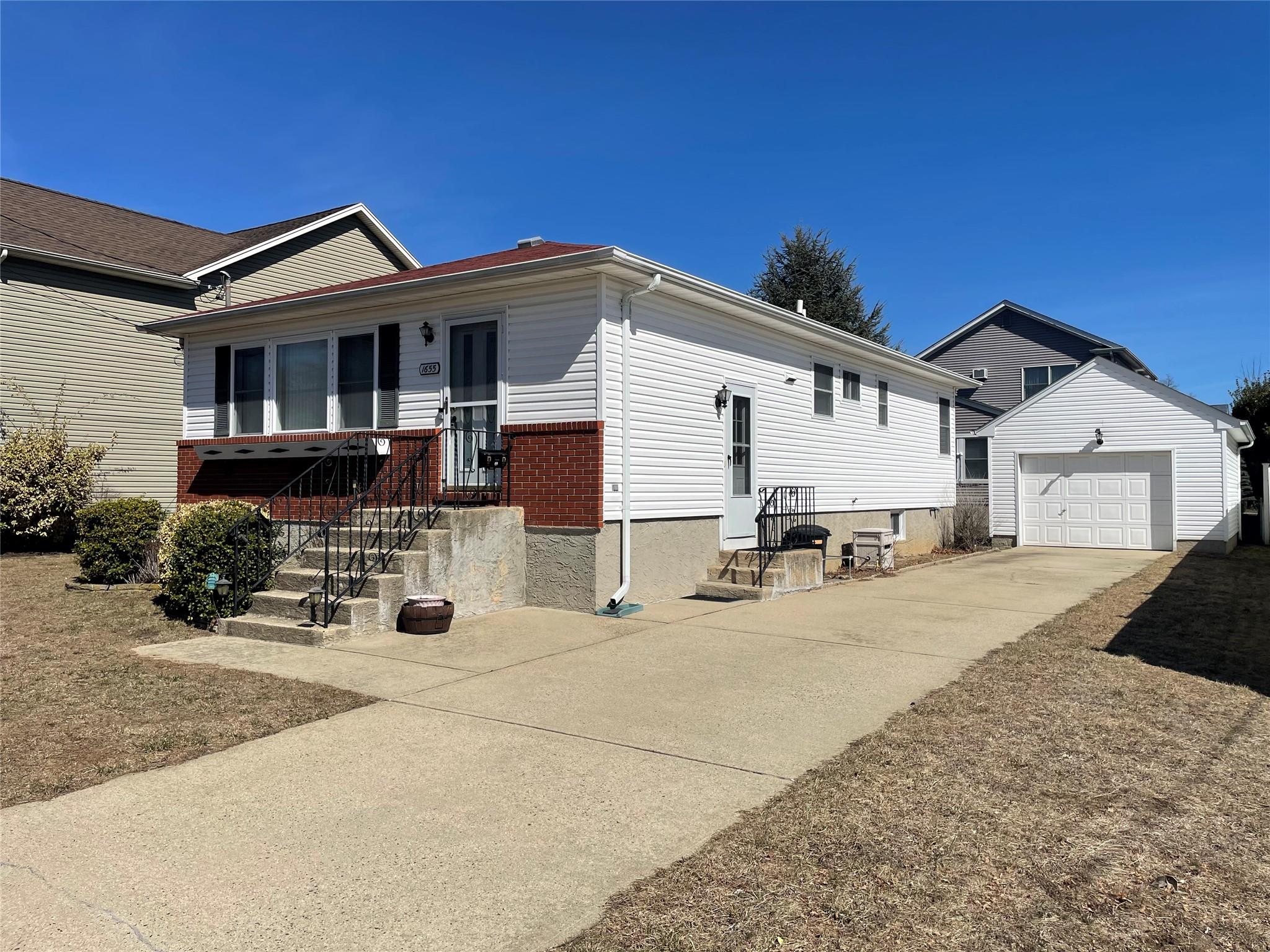 1655 Lewis Road Property Photo