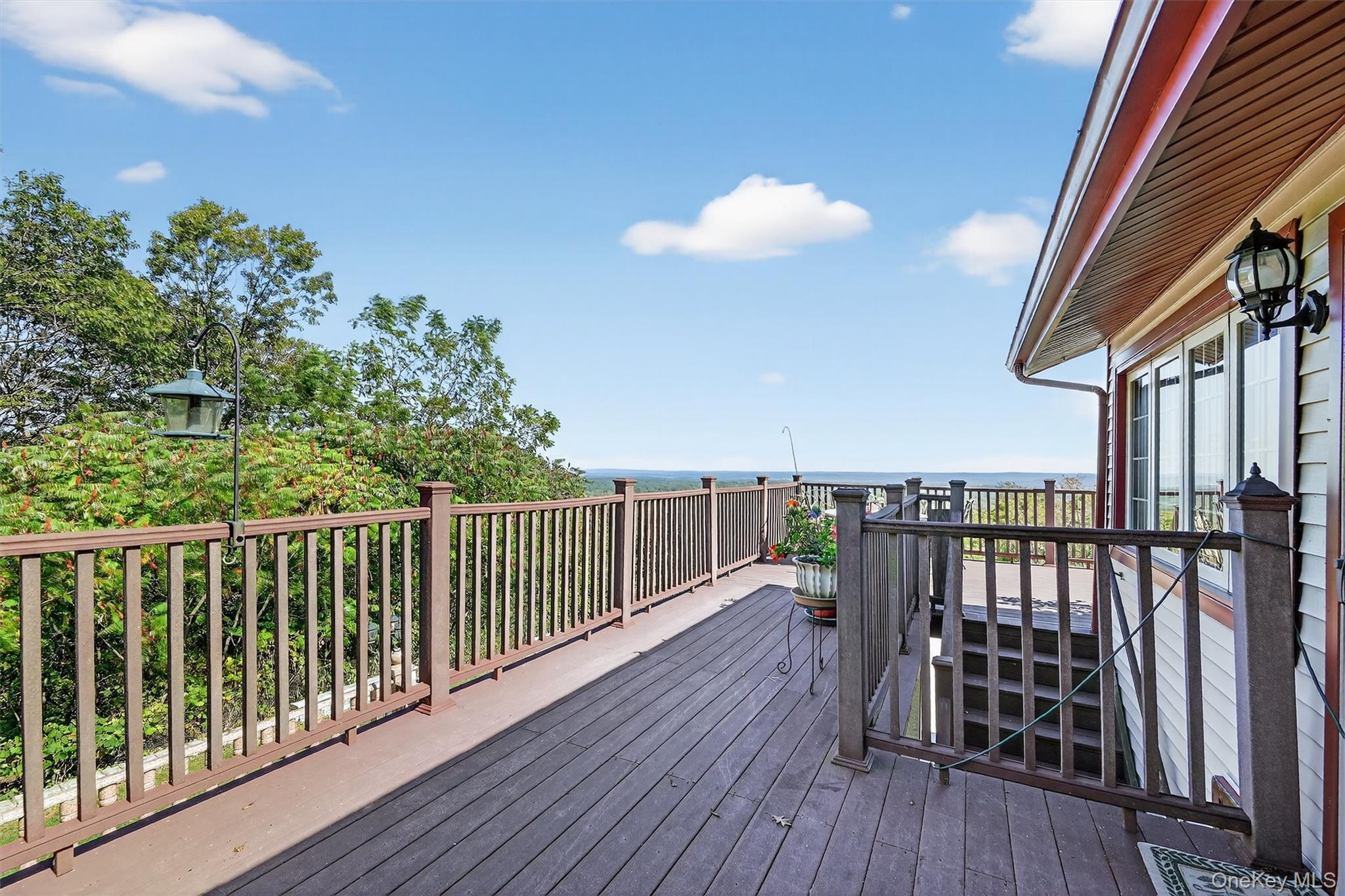 15 Curran Drive Property Photo 6