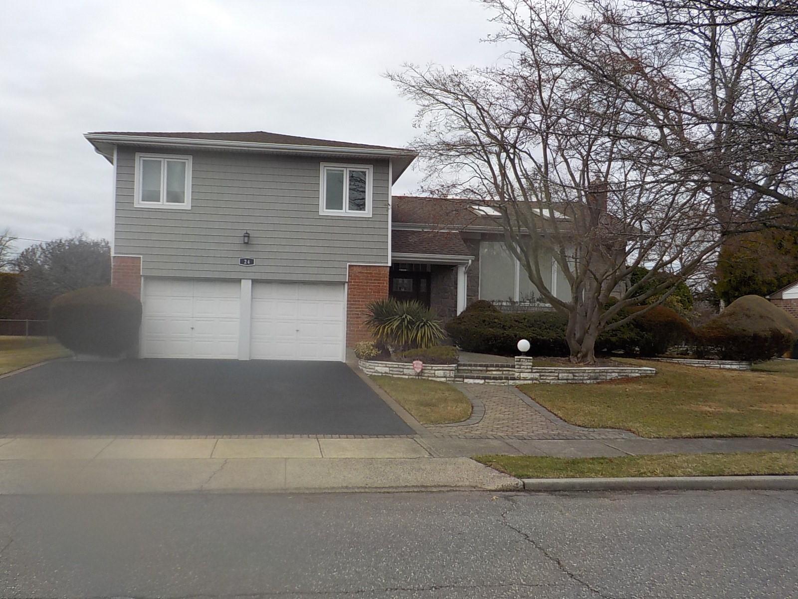 24 Sullivan Drive Property Photo