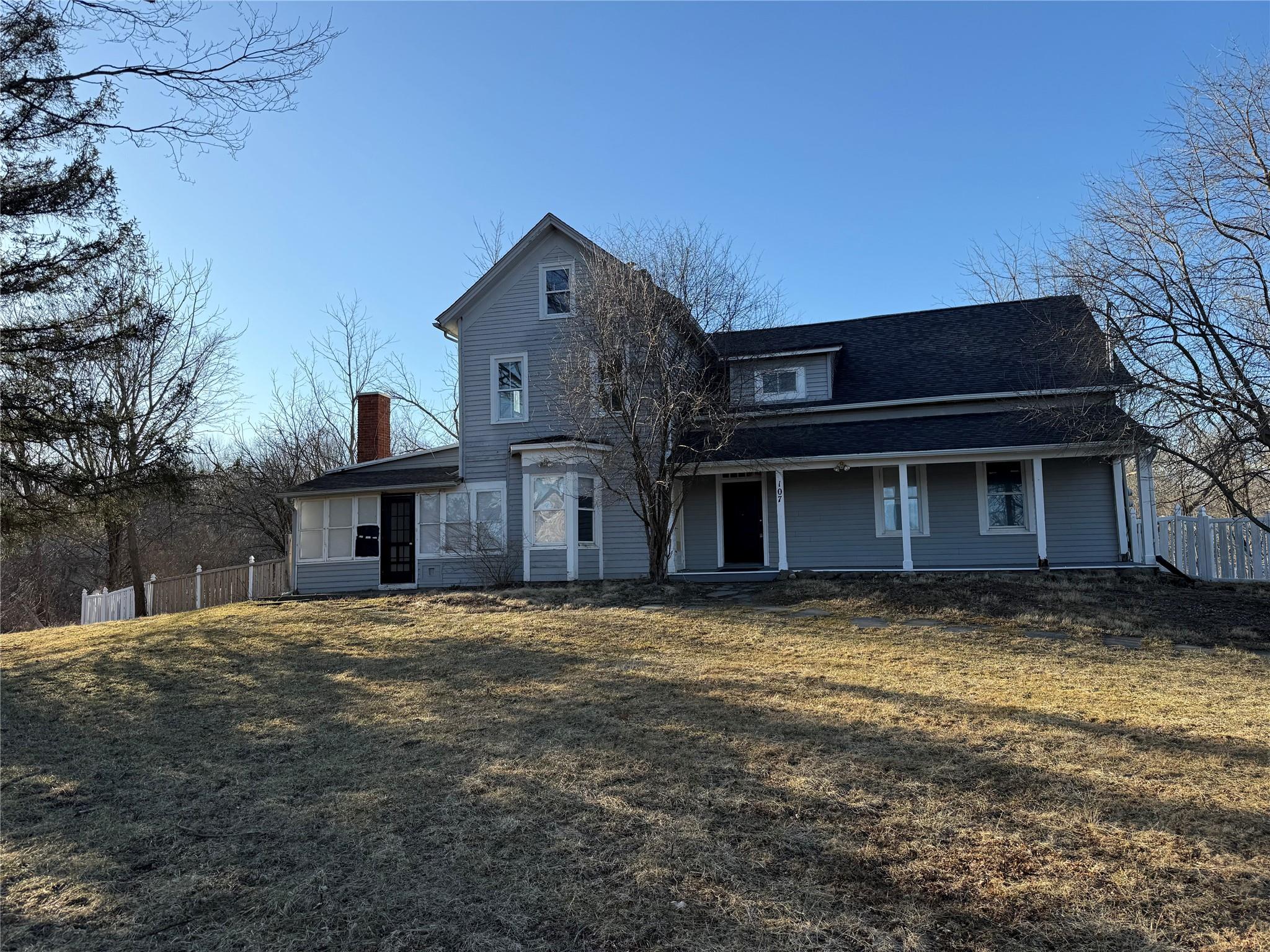 107 Ridgebury Road One Property Photo 1