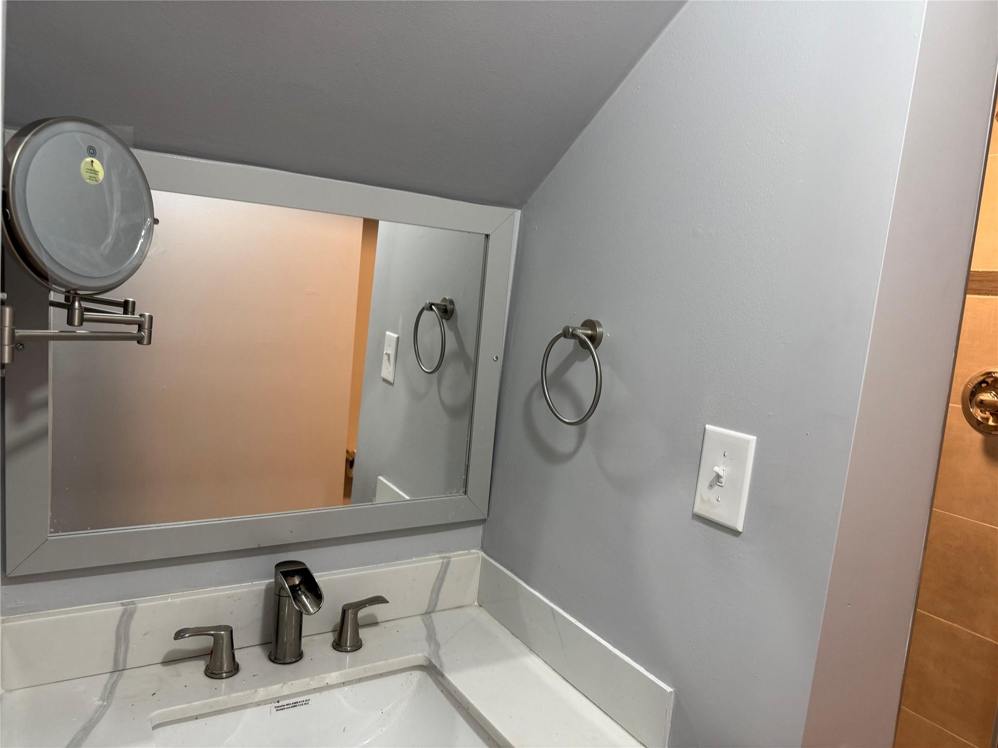 107 Ridgebury Road One Property Photo 20