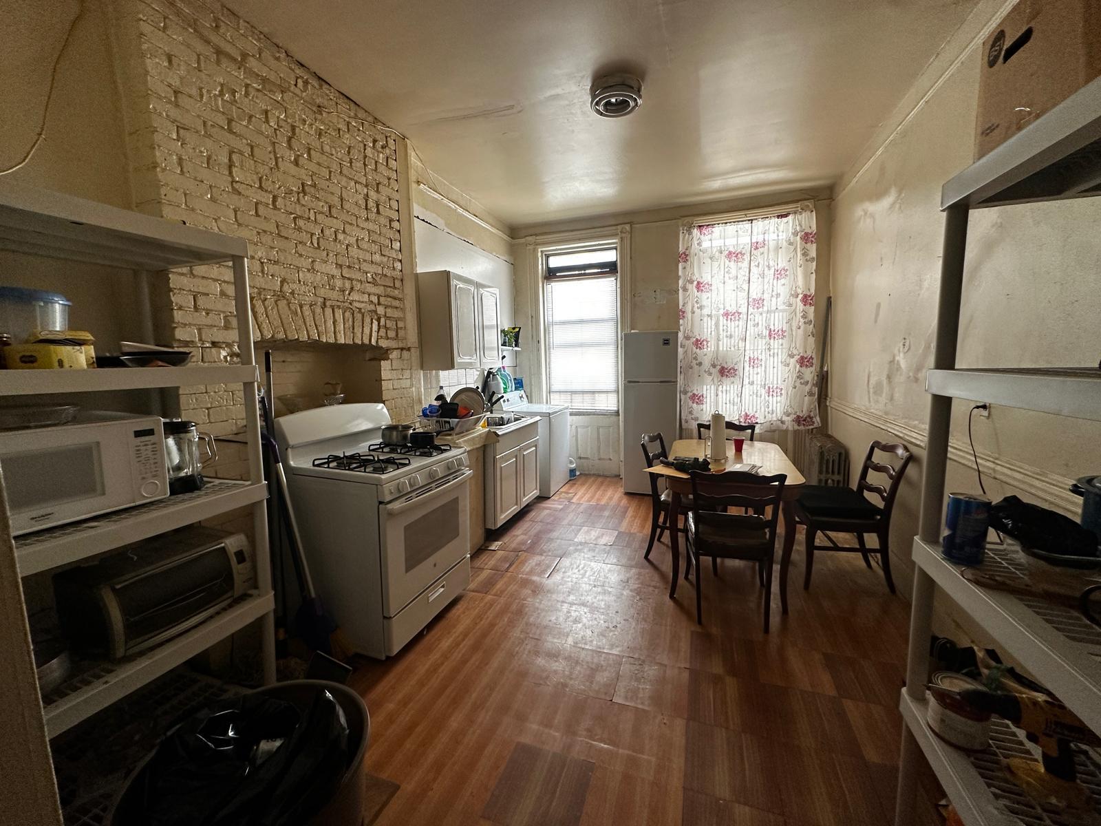 153 4th Street 5 Property Photo 3