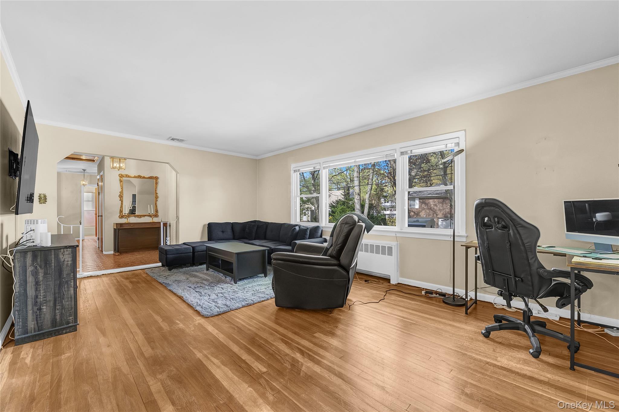 61-46 213th Street Property Photo 4