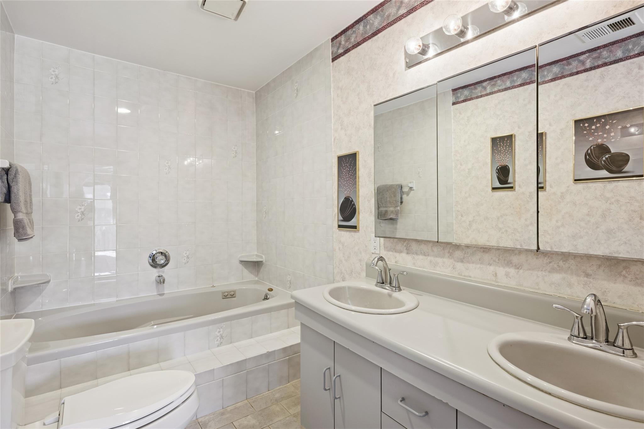 100 Daly Blvd Property Photo 10